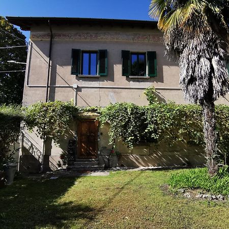 Curt Da Beta - Casa Vacanze Con Giardino In Corte Del XVIII Secolo Malnate Exterior foto