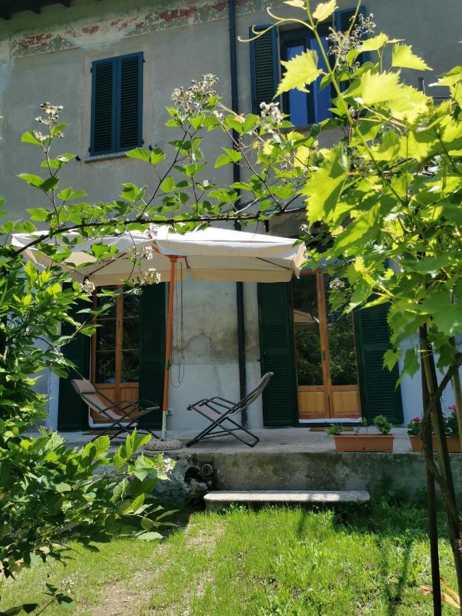 Curt Da Beta - Casa Vacanze Con Giardino In Corte Del XVIII Secolo Malnate Exterior foto