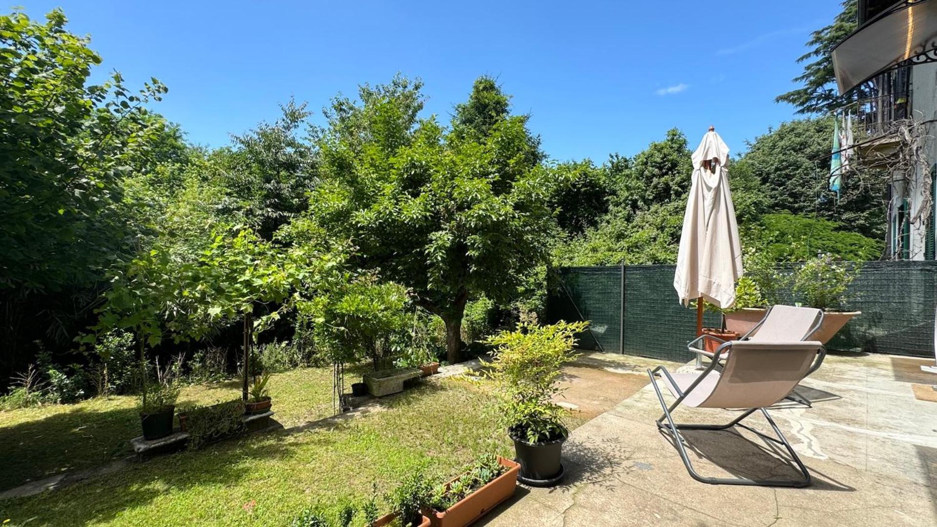 Curt Da Beta - Casa Vacanze Con Giardino In Corte Del XVIII Secolo Malnate Exterior foto